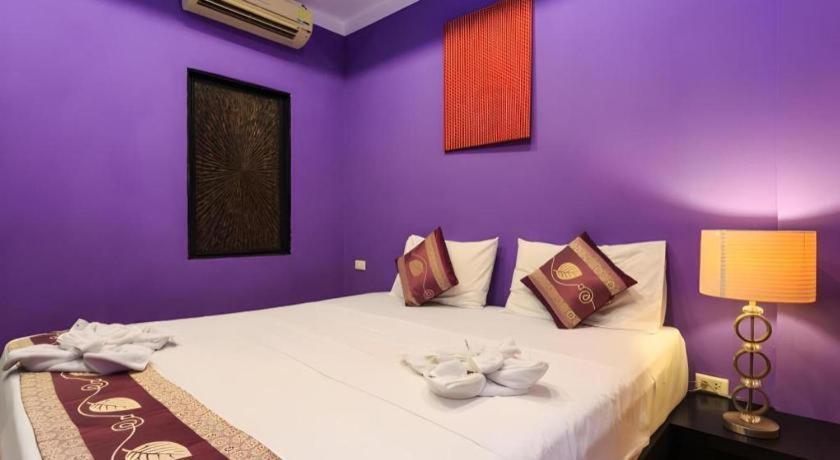 Long Beach Hotel Patong Exterior foto